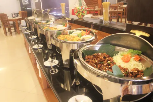 PRIMA SR Hotel & Convention Yogyakarta Makanan Photos