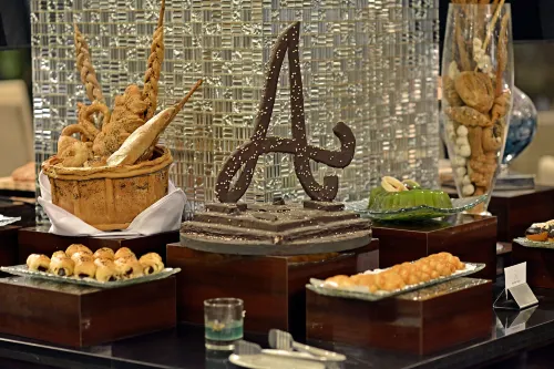Hotel Amaroossa Grande Bekasi Makanan Photos