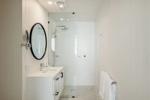 Bannisters Port Stephens Rooms Photos