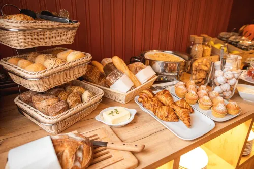 Premium Hotel Bacero Wrocław Ăn uống Photos