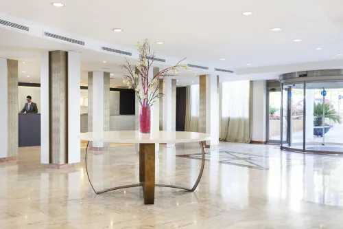 Grupotel Acapulco Playa - Adults Only Общественные зоны Photos