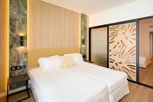Cavo Maris Beach Hotel Номера Photos