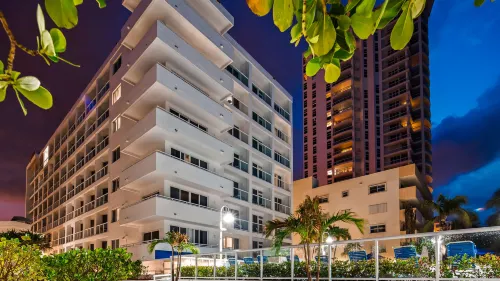 Best Western Plus Atlantic Beach Resort Exterior Photos