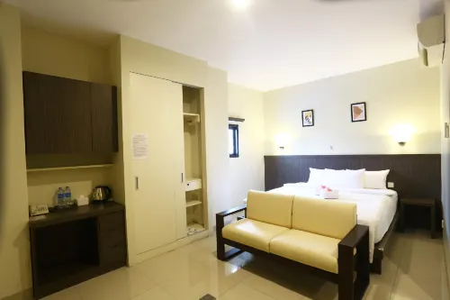 Harlys Residence Kamar Photos
