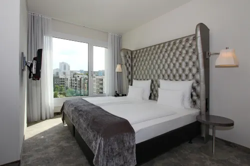 Arcotel John F Berlin Rooms Photos