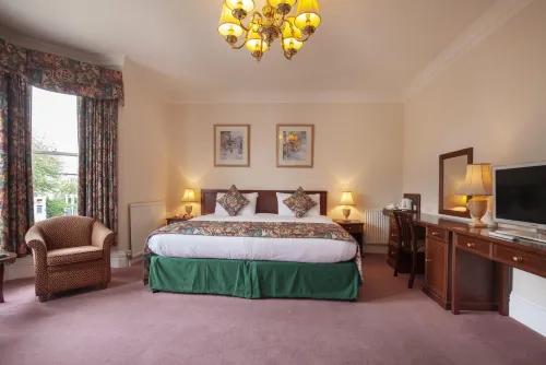 Ashley Hotel Photos