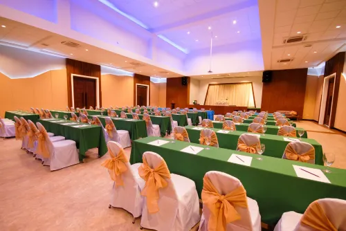 Phufa Waree Chiangrai Resort Business Photos