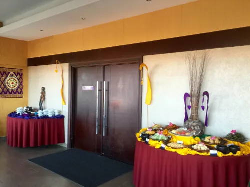 Quest Hotel Kuta Bali  by Aston Makanan Photos