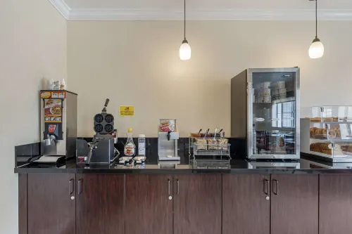 Best Western Salinas Monterey Hotel Restauration Photos