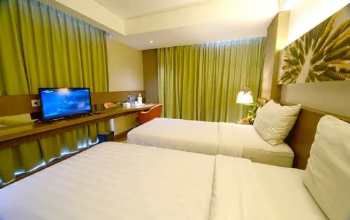 Soll Marina Hotel Serpong Kamar Photos