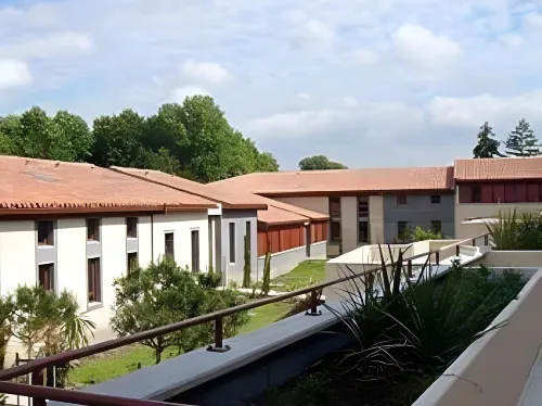 Adonis Carcassonne Résidence la Barbacane À proximité de l'hôtel Photos