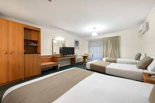 Pegasus Motor Inn and Serviced Apartments Rooms Photos
