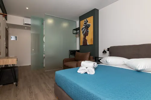 Dunlin Hotel Rooms Photos