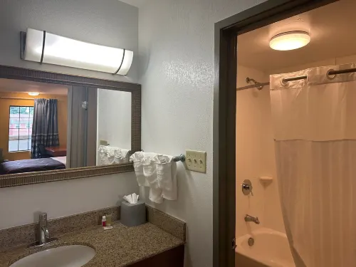 Super 8 by Wyndham Alexandria/Washington D.C. Area Chambres Photos