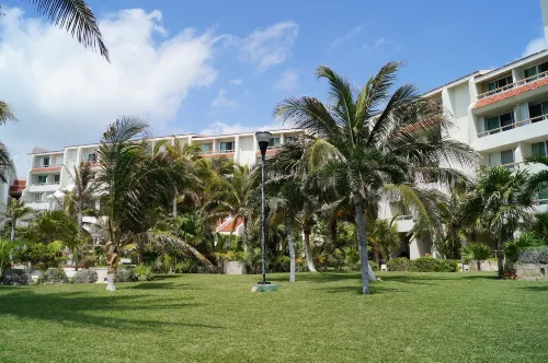 Solymar Condos Exterior Photos