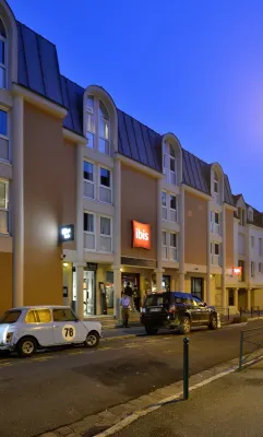 Ibis Château de Fontainebleau Exterior Photos