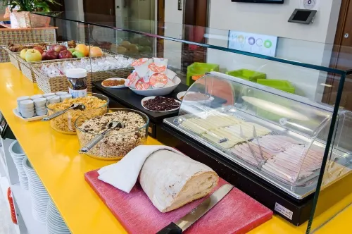 Hotel Nologo Dining Photos