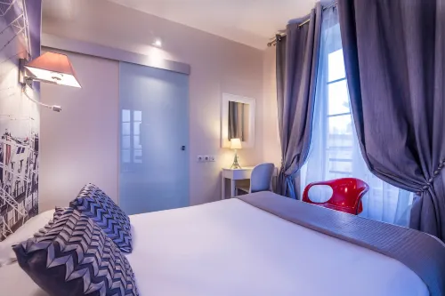 Hotel Ascot Opera Photos