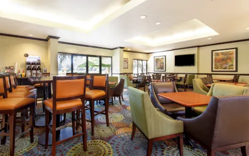 Holiday Inn Express Tampa-Brandon Dining Photos