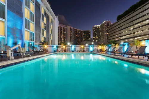 Courtyard Miami Downtown/Brickell Area Featured Photos