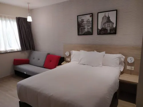 Ramada by Wyndham Madrid Tres Cantos Rooms Photos