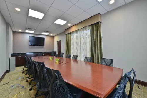 Wyndham Garden Elk Grove Village/O'Hare Business Facilities Photos
