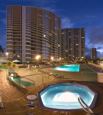 Aston at The Waikiki Banyan Здоровье и отдых Photos