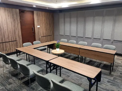 FOX Lite Hotel Grogol Jakarta Fasilitas Bisnis Photos