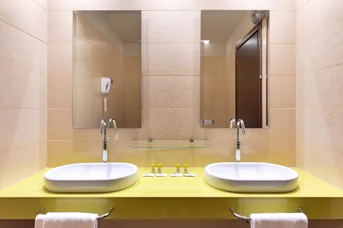 B&B Hotel Malpensa Lago Maggiore Camere Photos