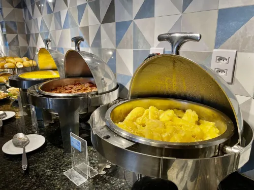 Bessa Beach Hotel Restauration Photos