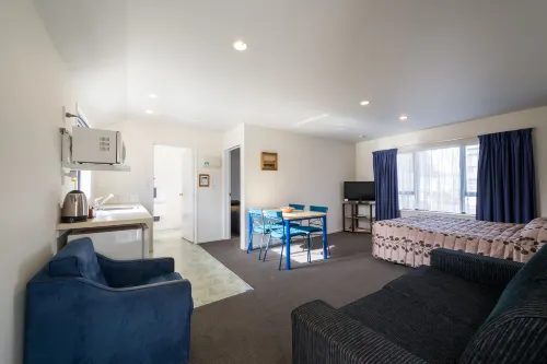 Annabelle Court Motel Rooms Photos