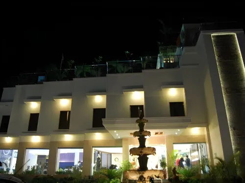 Hotel Taj Resorts Extérieur Photos