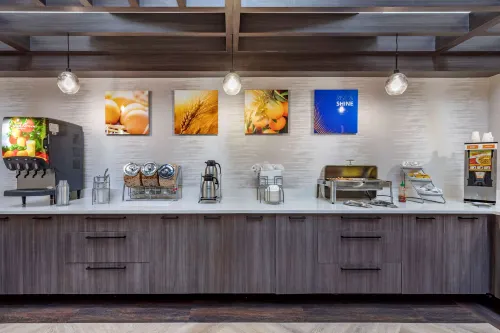 Comfort Suites Anderson-Clemson Restauration Photos