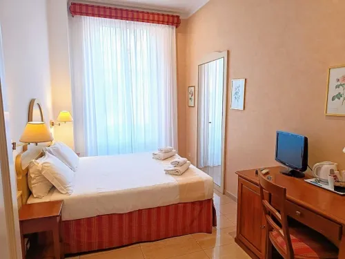 Roman Terrace Rooms Photos
