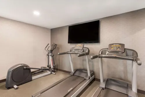 Best Western Fishkill Inn  Suites Leisure & Recreation Photos