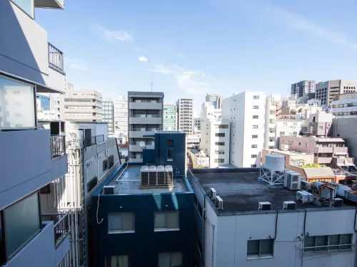 Quintessa Hotel Osaka Shinsaibashi Comic&Books Dekat Hotel Photos