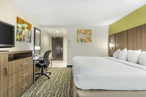 Best Western Plus New Englander Photos