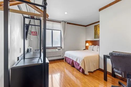 LIC Hotel Rooms Photos