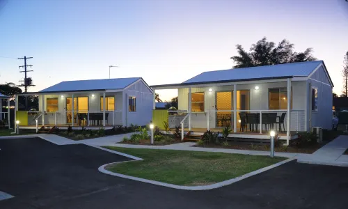 Nobby Beach Holiday Village Kamar Photos