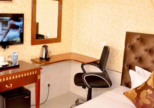Easy Hotel Kenya Camere Photos