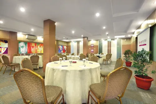favehotel Kelapa Gading Fasilitas Bisnis Photos