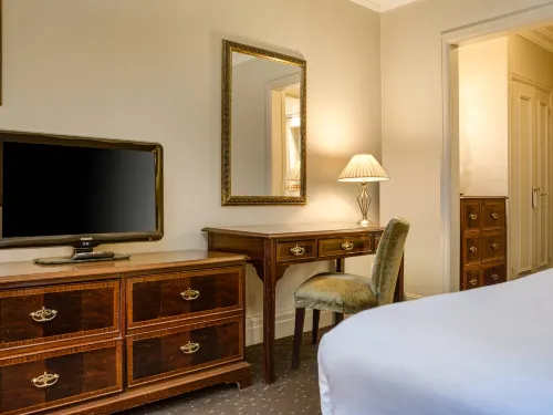 Winchester Wessex Hotel by Sunday Photos
