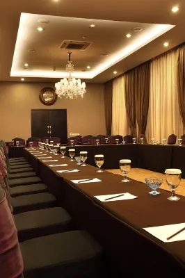 Hotel Amaroossa Grande Bekasi Fasilitas Bisnis Photos