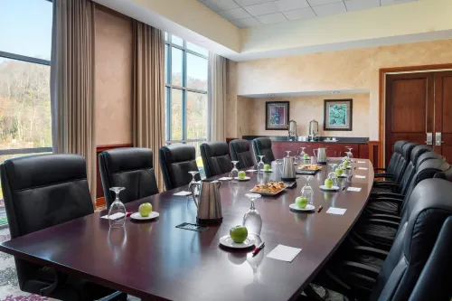 Morgantown Marriott at Waterfront Place Business Facilities Photos