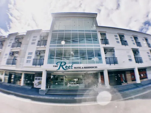The Reef Hotel and Residences Extérieur Photos