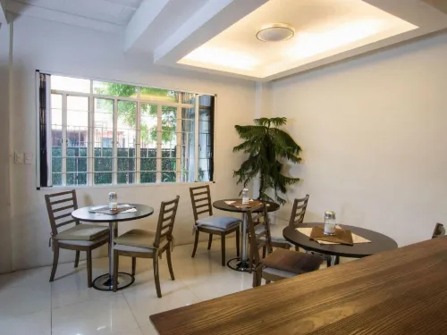 Makati Riverside Inn Da non perdere Photos