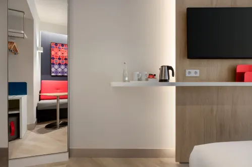 Holiday Inn Express Porto – Boavista Photos