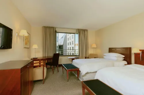 Sheraton Carlton Hotel Nuernberg Zimmer Photos