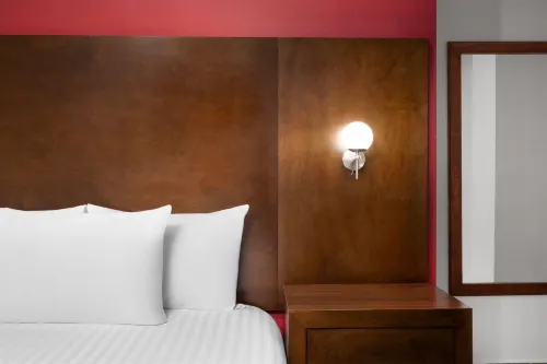 Ramada by Wyndham Tampico Centro Camere Photos