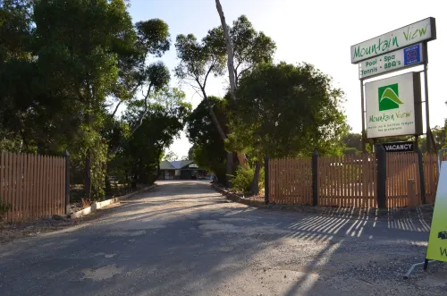 Mountain View Motor Inn & Holiday Lodges Near Hotel Photos